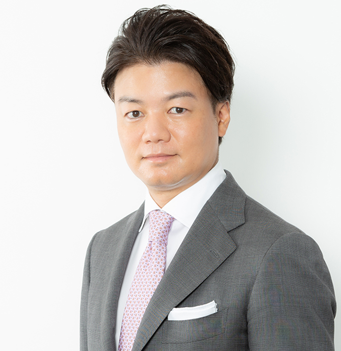 代表弁護士　元榮 太一郎